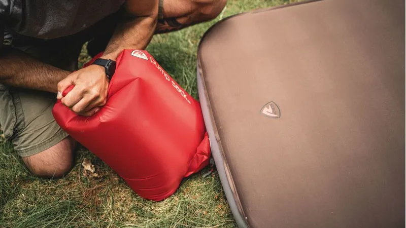 Robens Pump Sack 15L in Red-2